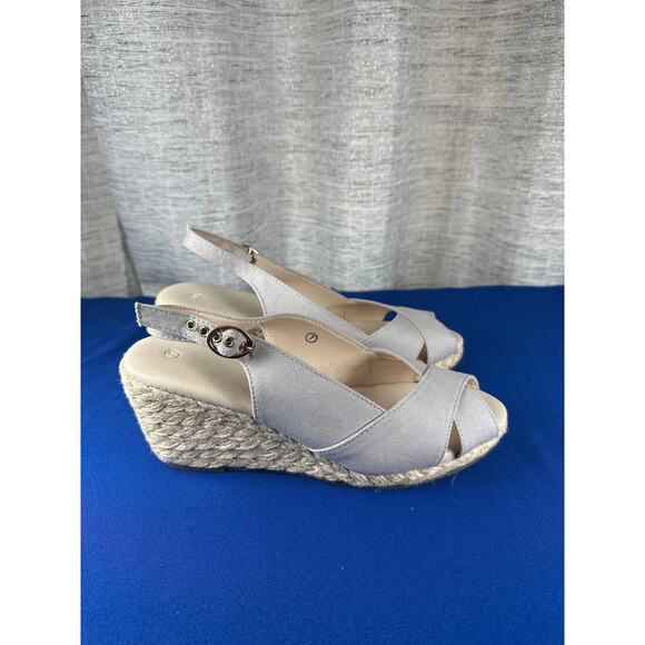 Women’s Sling Back High Heel Sandals Size 7 - Picture 2 of 4